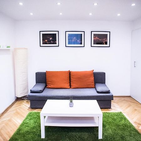 Studio 45 In The City Budapest Exteriör bild