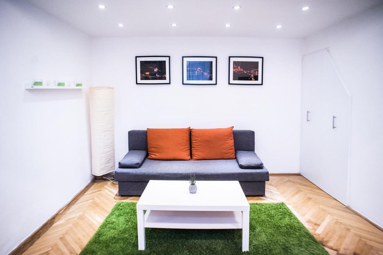 Studio 45 In The City Budapest Exteriör bild